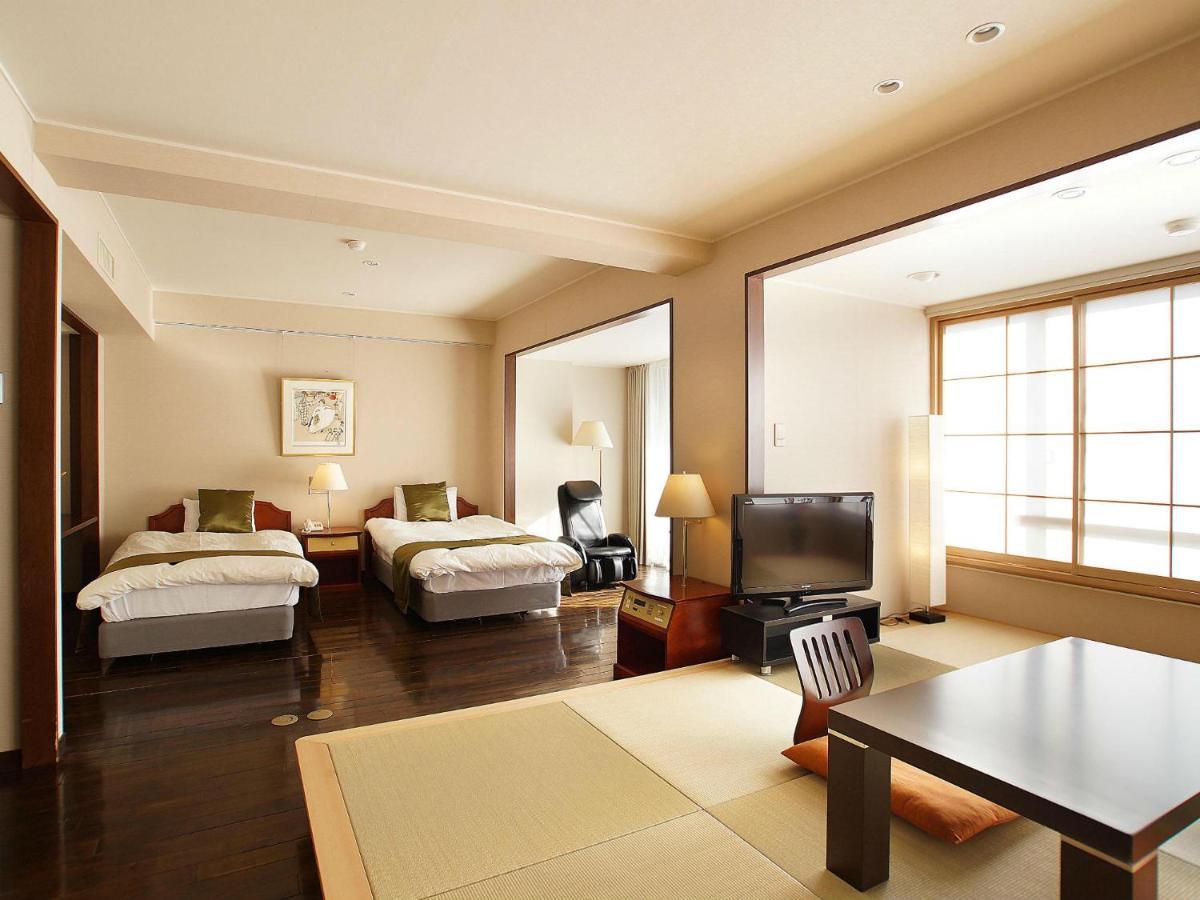 Atami Onsen Hotel Yume Iroha מראה חיצוני תמונה