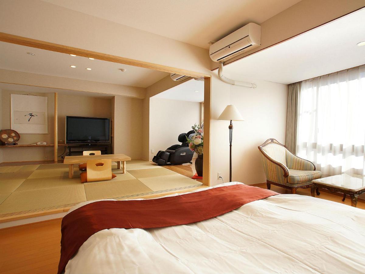 Atami Onsen Hotel Yume Iroha מראה חיצוני תמונה