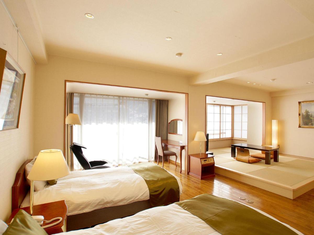 Atami Onsen Hotel Yume Iroha מראה חיצוני תמונה